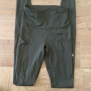 Lululemon leggings size 2